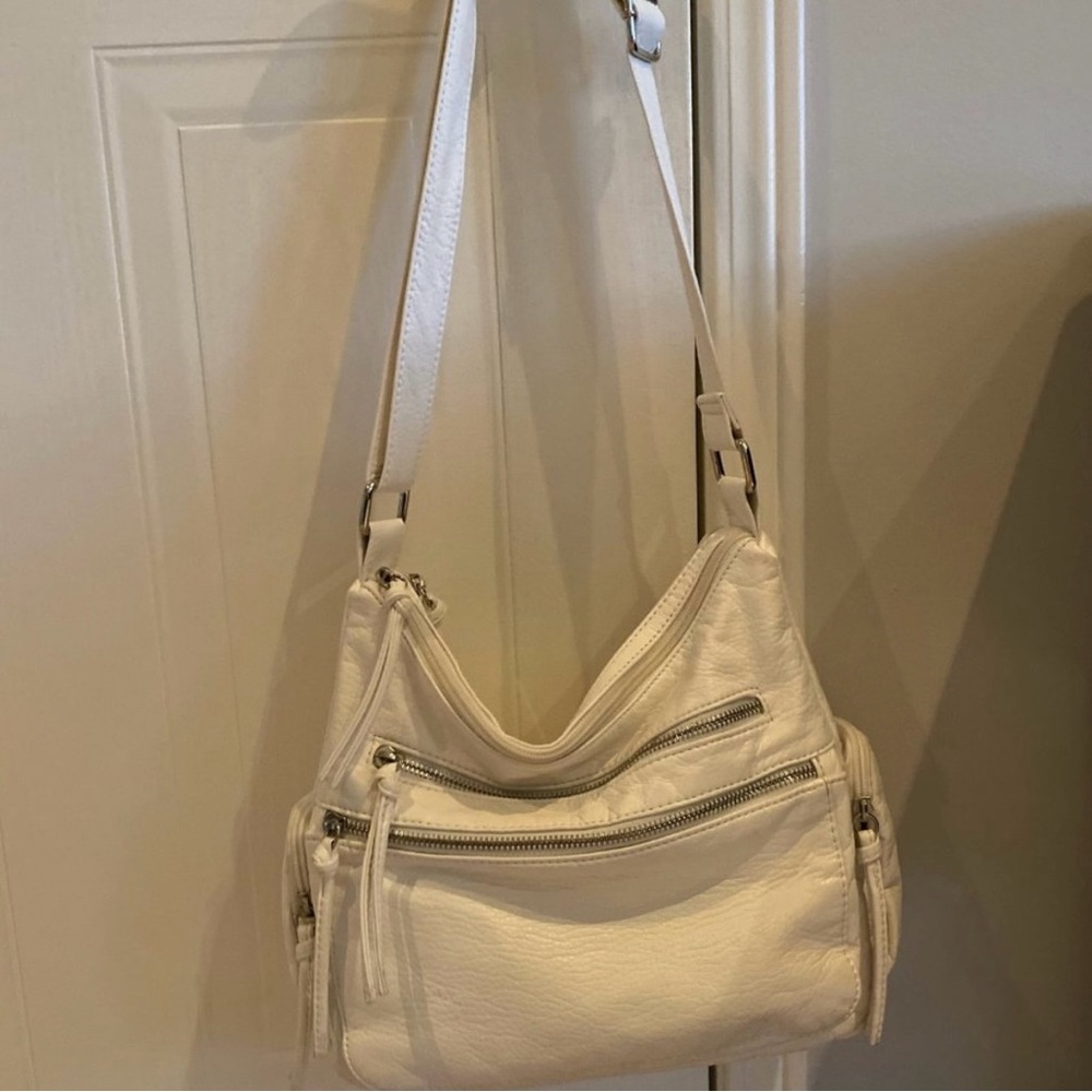 Kate & Mel White Shoulder Bag